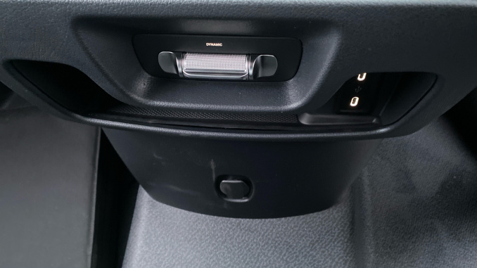 Mercedes-Benz Vito EL2 Electric Fwd 85kW 66kWh Pro Van Auto - Image 30